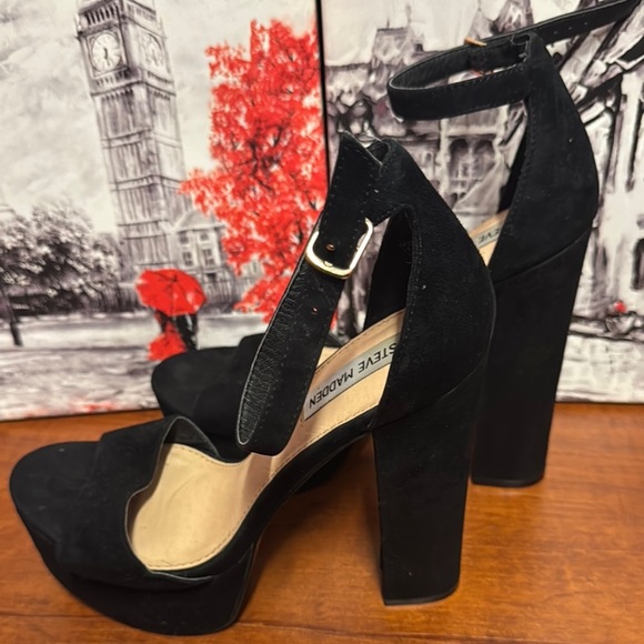 Steve Madden Gonzo Sz 10M Black Stiletto Heels with Ankle Strap 5-1/4” heel - Picture 8 of 11